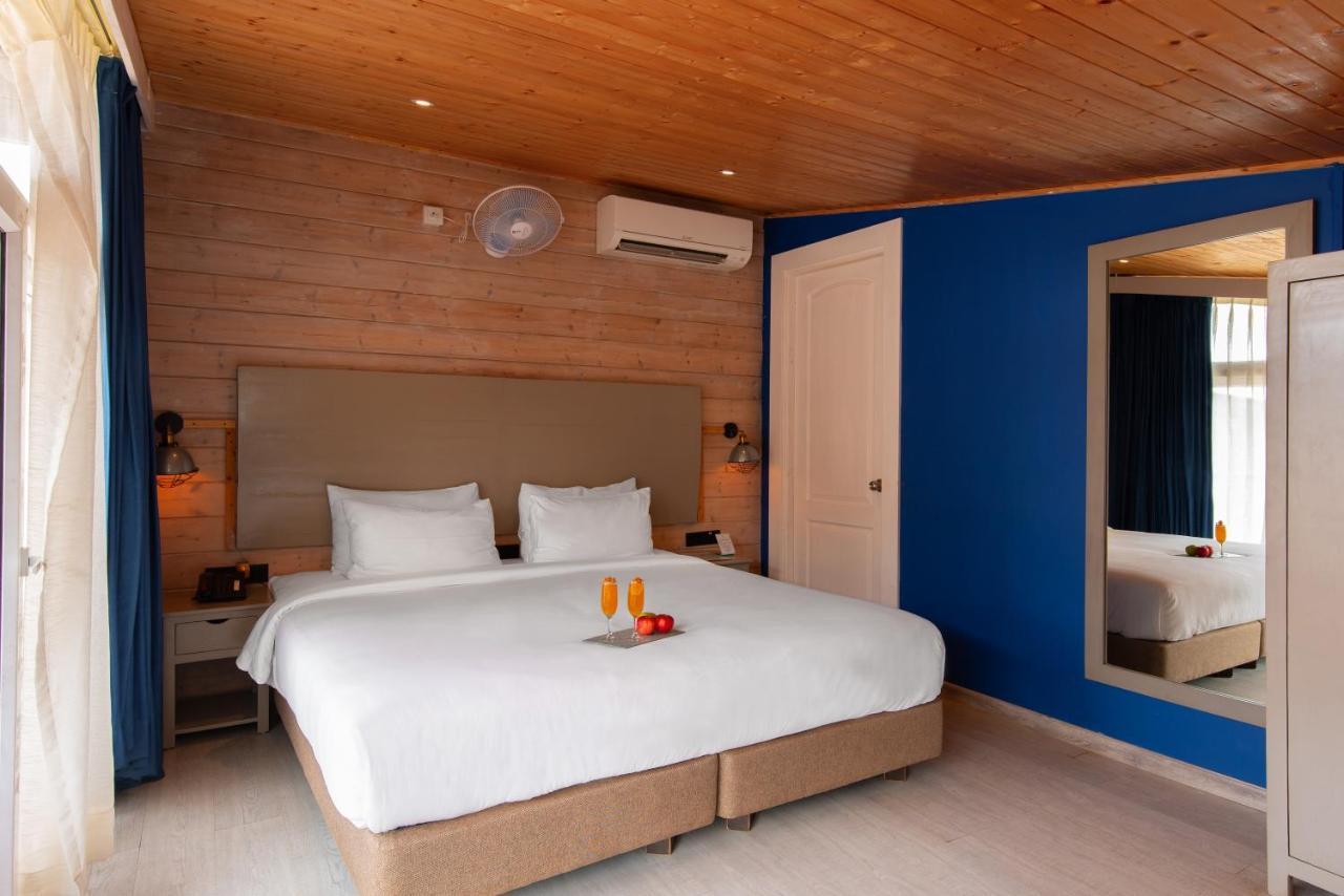 Living Room Beach Resort Morjim Eksteriør bilde